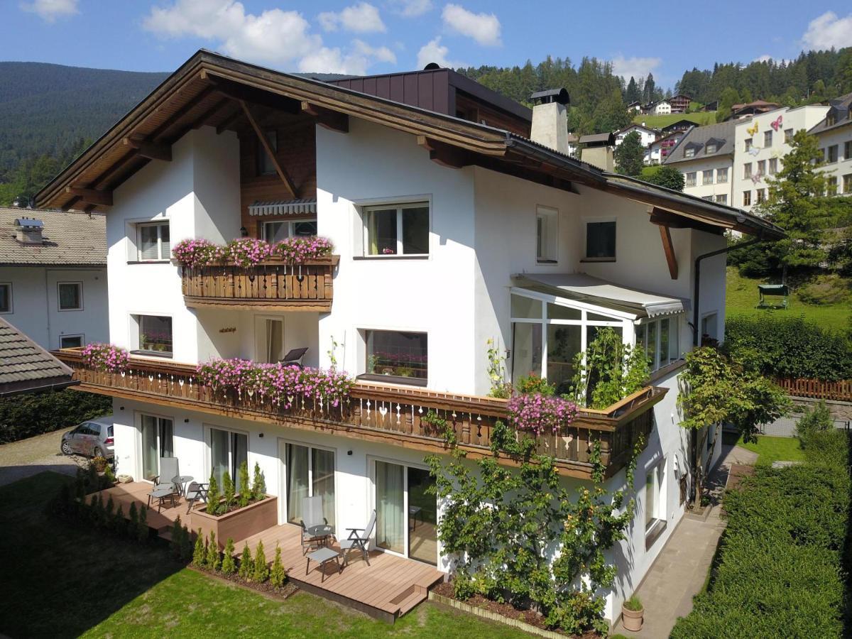 Apartments Montblanc Sella 奥蒂塞伊 外观 照片
